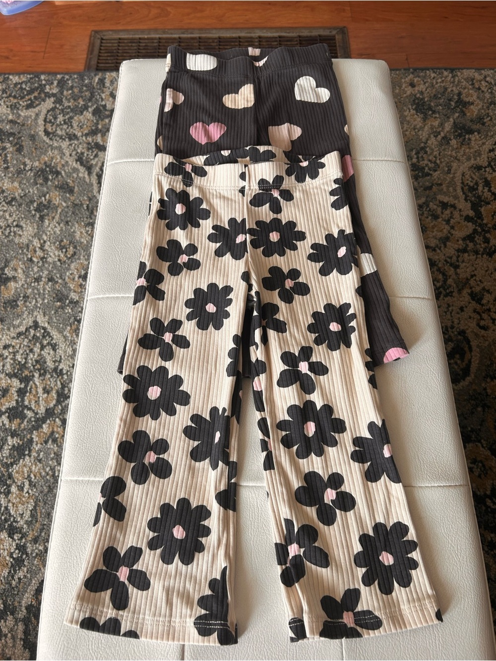 Flared leggings